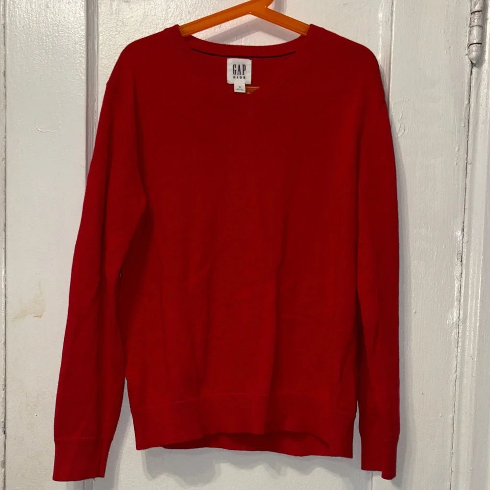 GAP Men's V-Neck Red Sweater